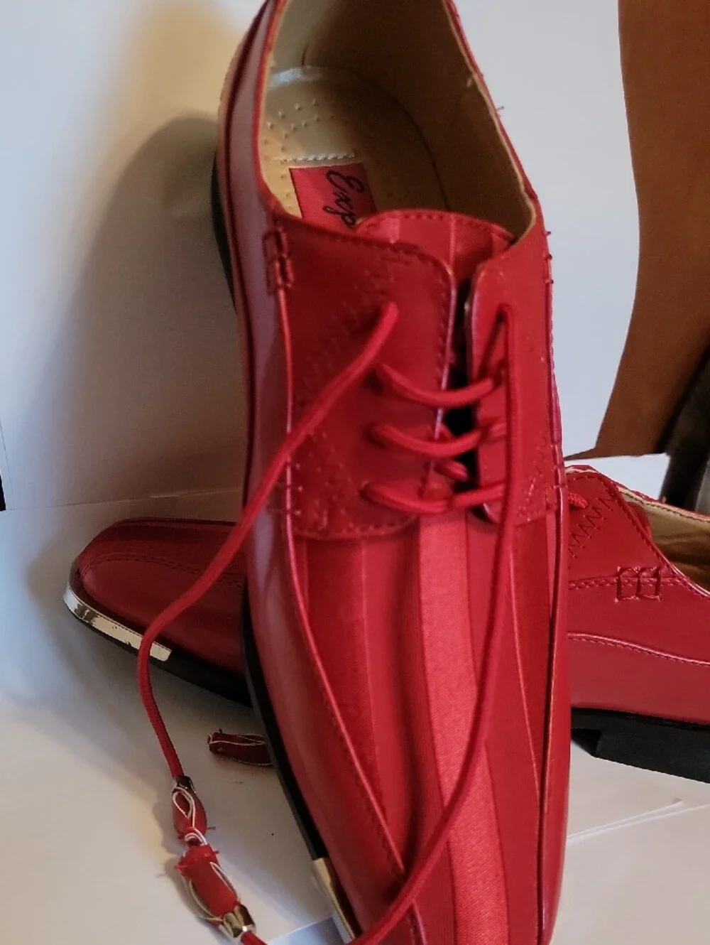 Expressions Red Men's Satin-Panel Derby Dress Shoes